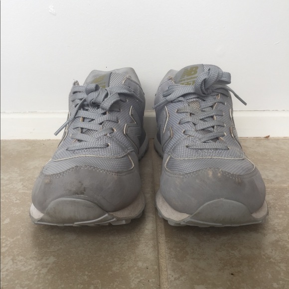 New Balance Tennis Shoes - Picture 3 of 7